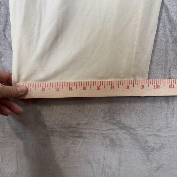 Chico’s Travelers Pants Women’s Size 2 Short (12/14S) White Pull-On Pants - Picture 5 of 9
